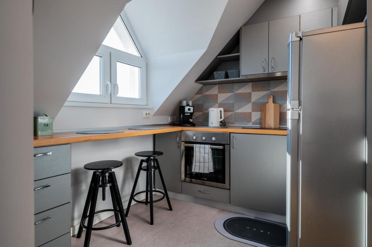 Cosy 1bd Flat With A Lovely Balcony * Sofia