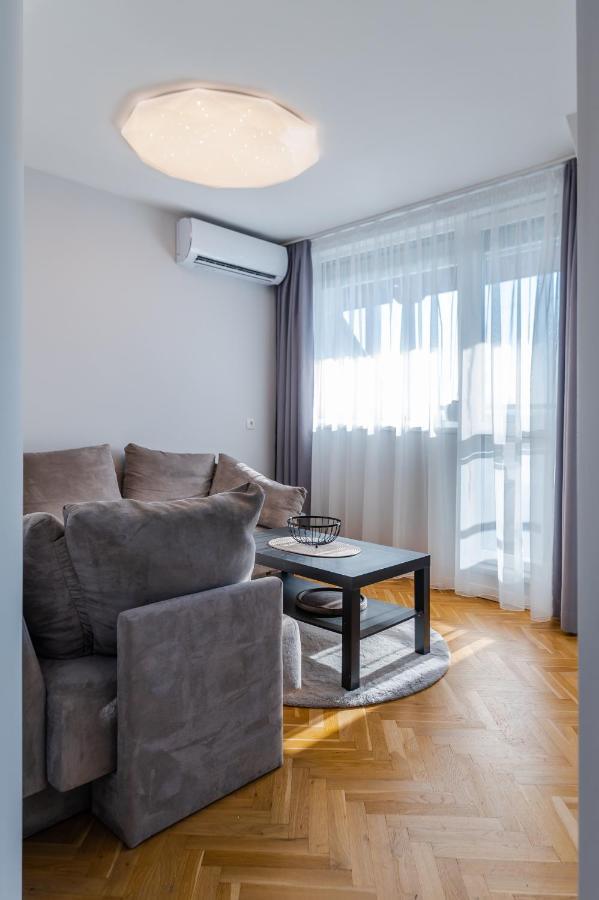 Apartment Cosy 1bd Flat With A Lovely Balcony Sofia