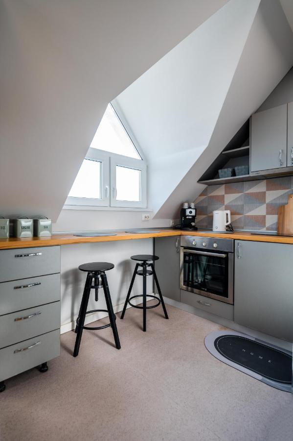 Cosy 1bd Flat With A Lovely Balcony Apartment *