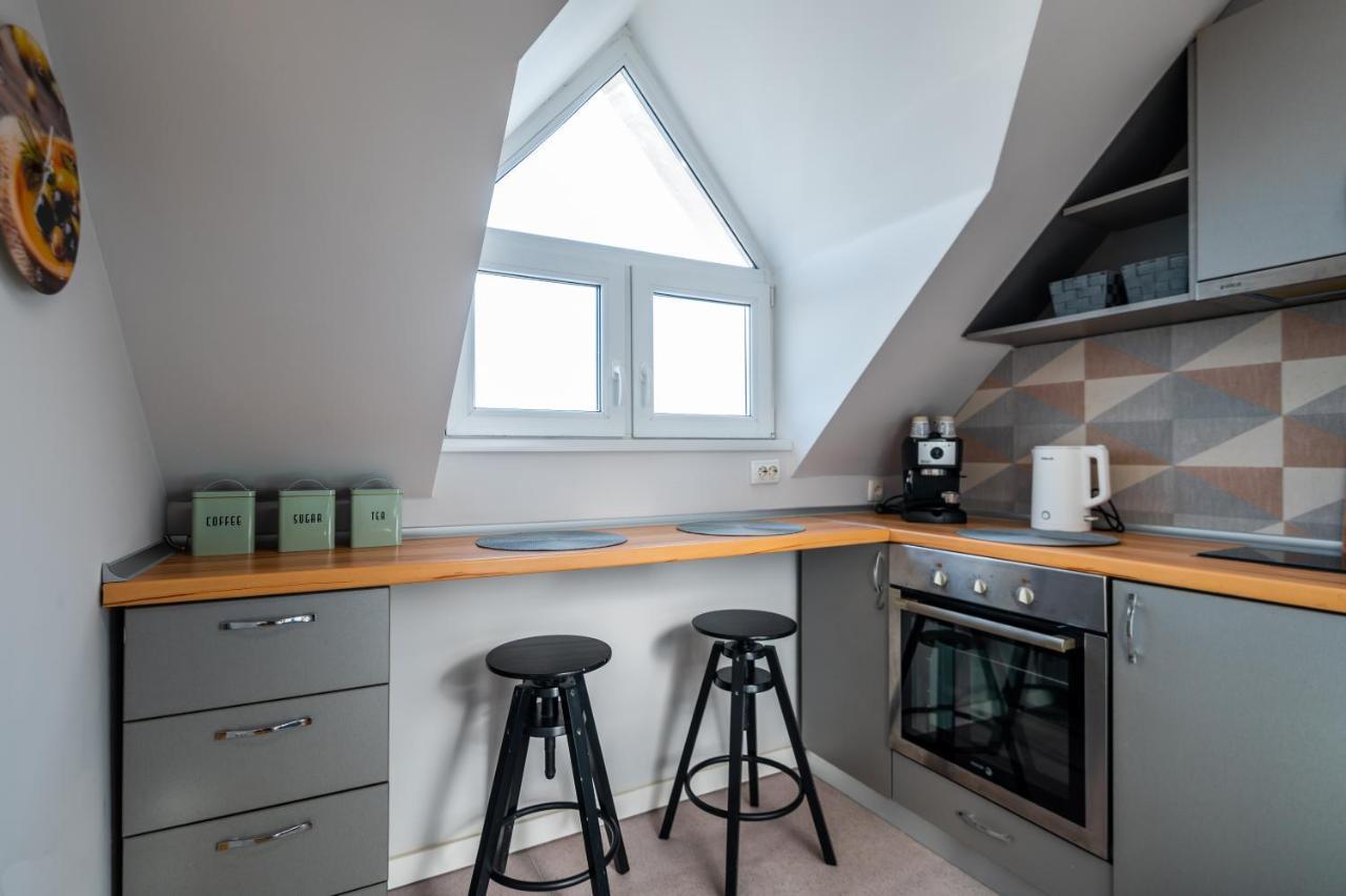 Cosy 1bd Flat With A Lovely Balcony Apartment